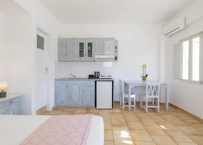 Vrachia Studios&apartments Oia (Santorini)