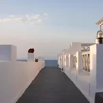 Vrachia & Oia
