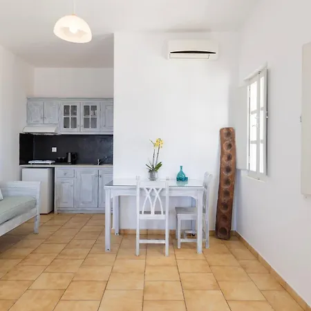 Apartment Vrachia &