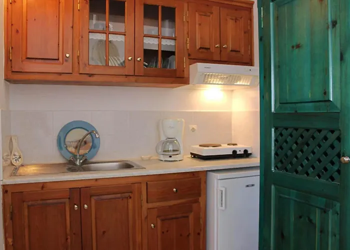 Vrachia Studios&apartments