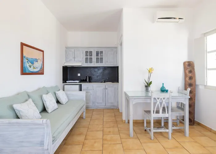 Vrachia & Lejlighed Oia