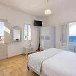 Vrachia & Apartament Oia